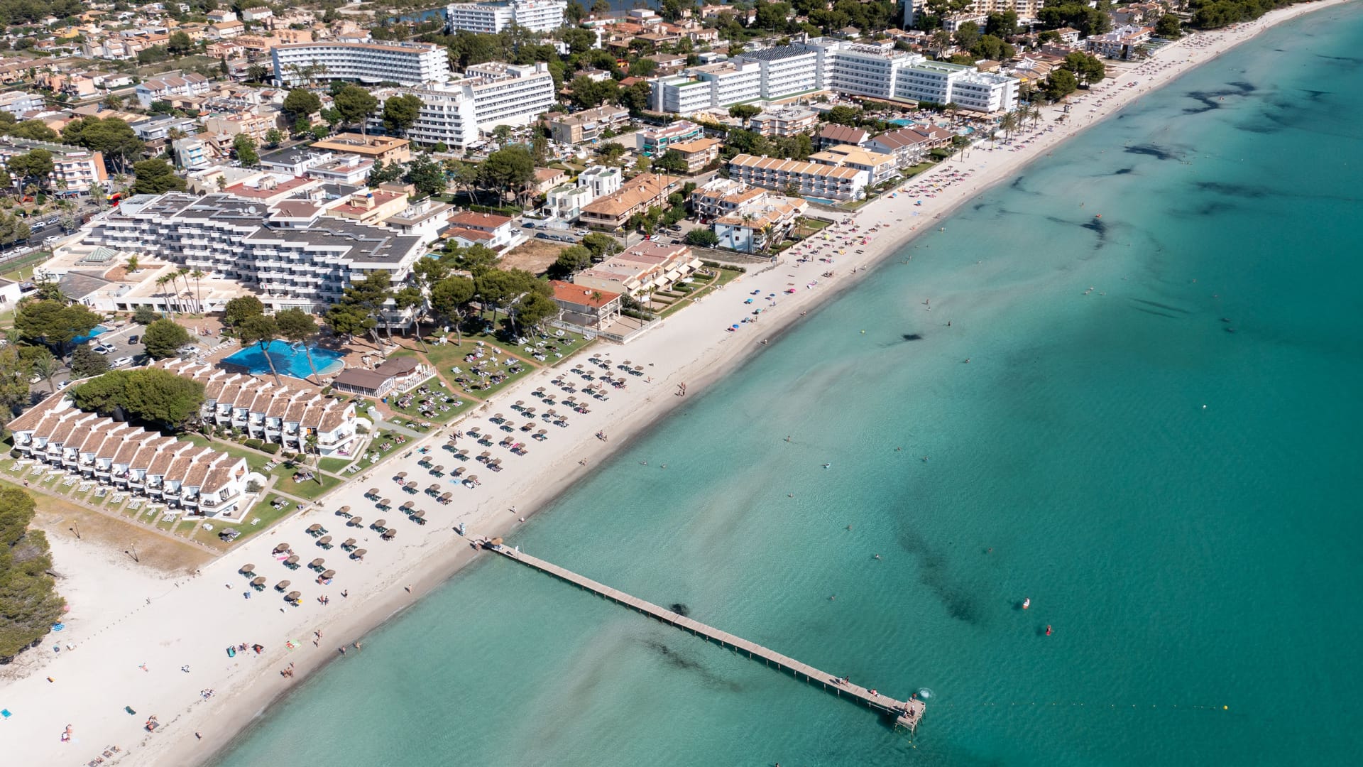 Platja de Muro in Alcúdia: Der Strand hat auf zehn Kilometern Länge einiges zu bieten.