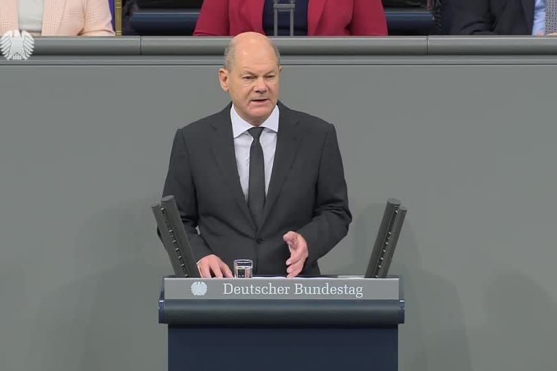 SCHOLZ-BUNDESTAG/