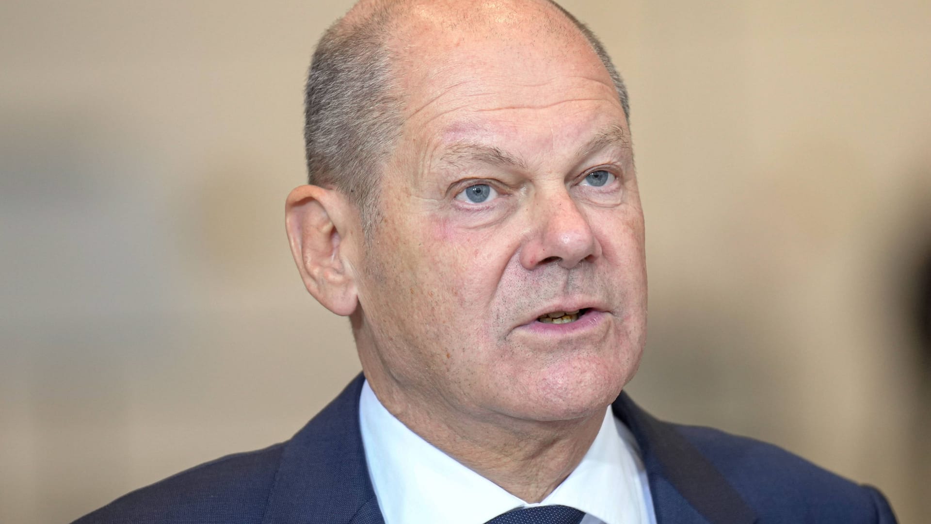 Olaf Scholz hat nach Meinung der Bundesbürger bislang nicht die Führung geliefert, die sie bei ihm bestellt hatten.