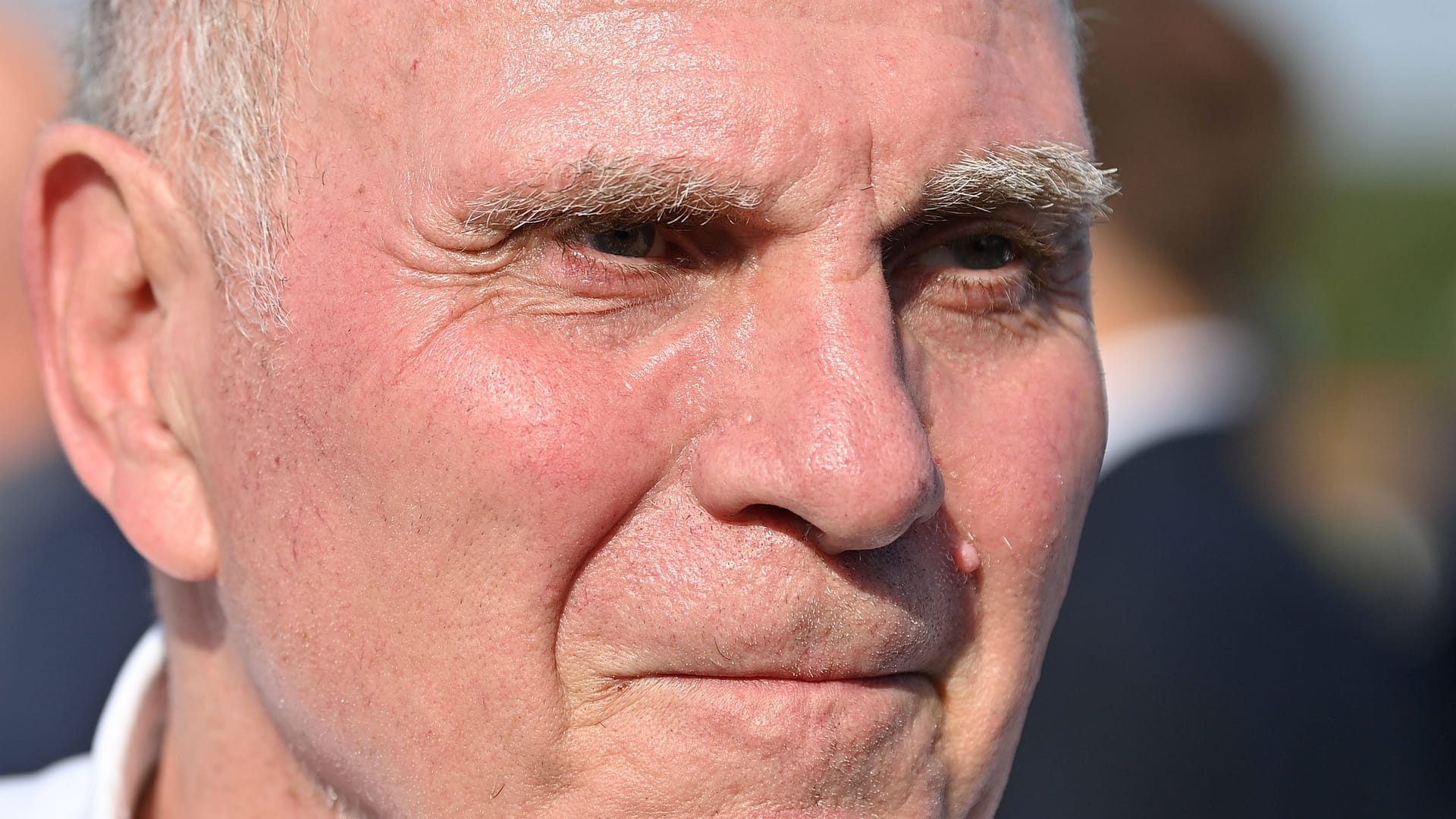 Streitbarer Ehrenpräsident: Uli Hoeneß bei einer Ehrung für Gerd Müller im September 2023.