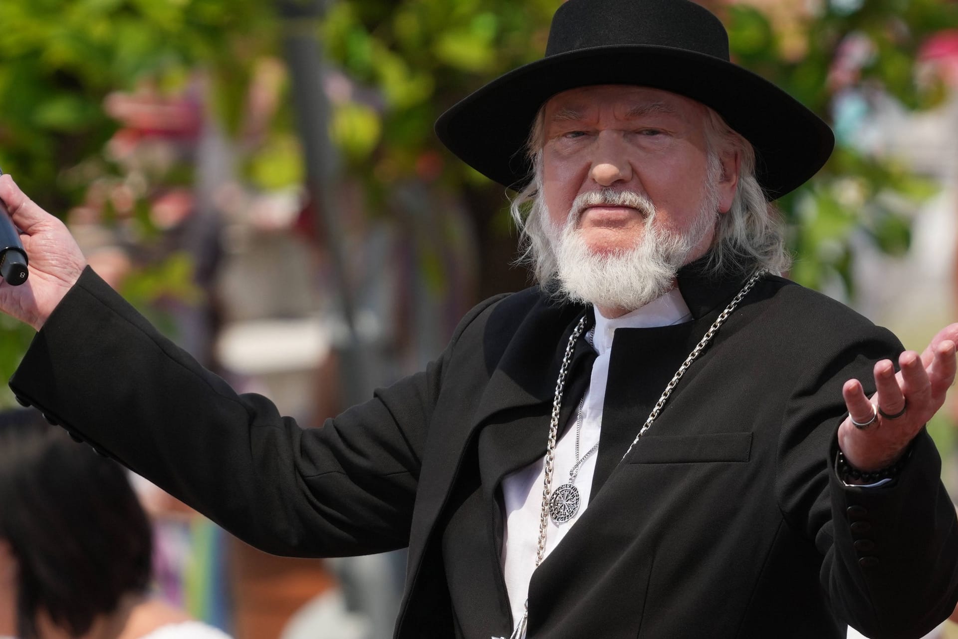 Joachim Witt: Er trat im "Fernsehgarten" in Hamburg auf.