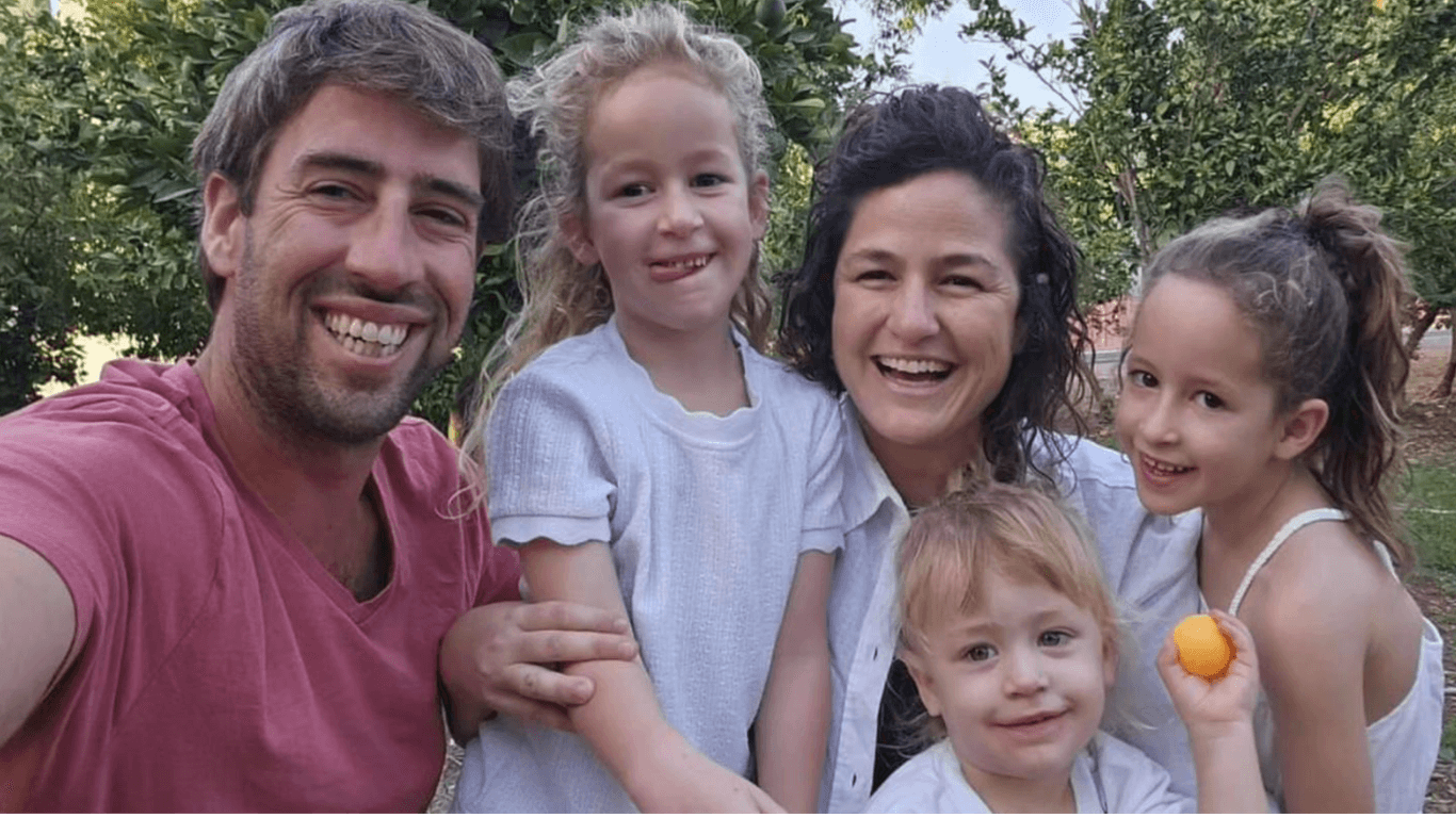 Zum jüdischen Neujahrsfest Rosch ha-Schana Mitte September postete Tamar Kedem Siman Tov dieses Foto ihrer Familie: "Es soll ein gutes Jahr für uns alle werden", schrieb sie.