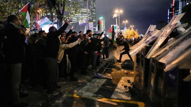 Istanbul: Nach einer Pro-Palästina-Demonstration kommt es zu Ausschreitungen.