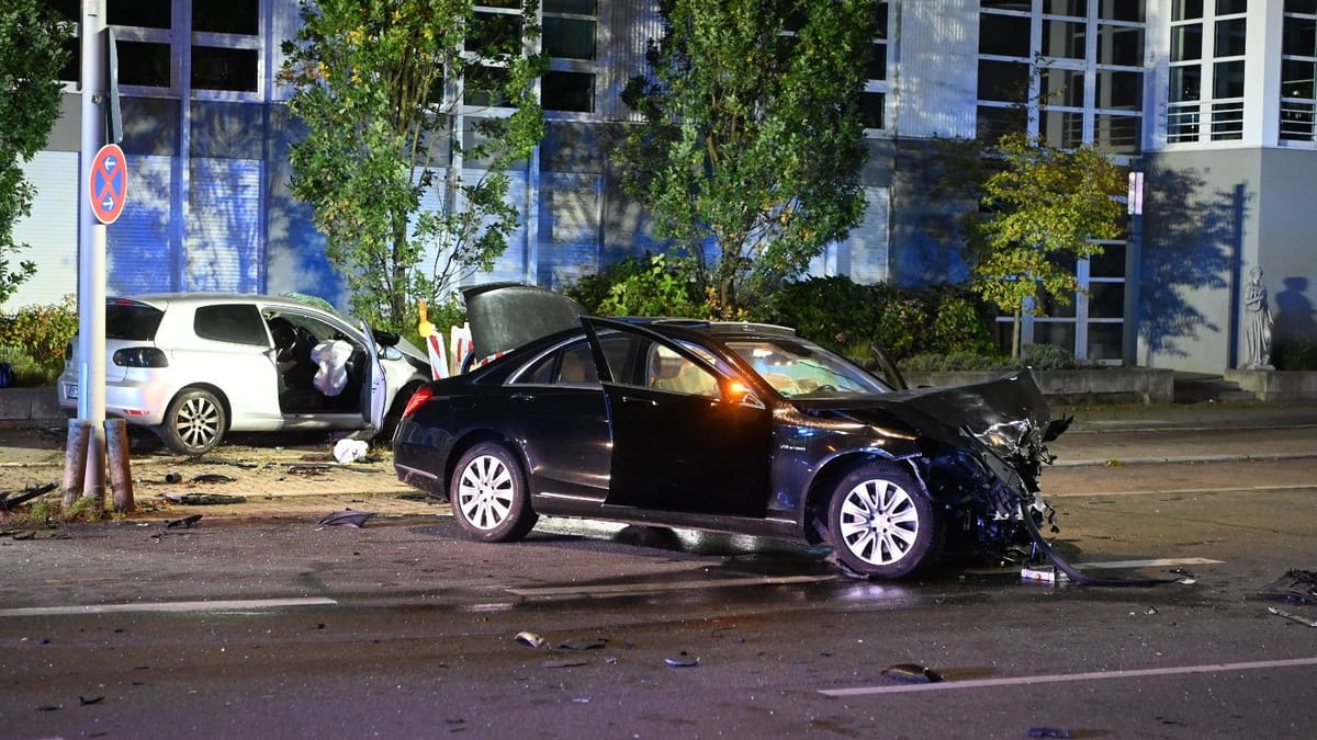 Berlin: Mann Stirbt Bei Schwerem Unfall In Charlottenburg