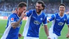 Tobias Kempe (l.) feiert sein Tor zum 4:0: Die "Lilien" wussten gegen Werder zu überzeugen.