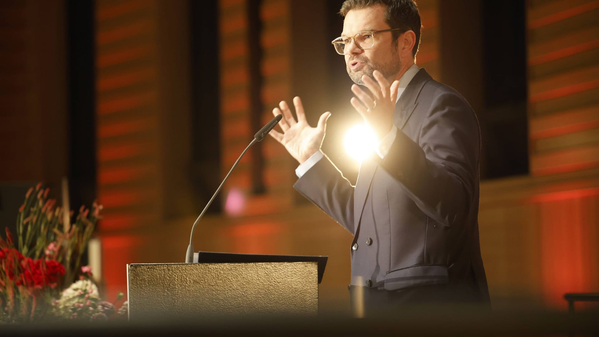 Bundesjustizminister Buschmann: "Es sind vor allem Männer aus der arabischen und arabisch-deutschen Community, die die Bluttaten der Hamas feiern und randalieren"