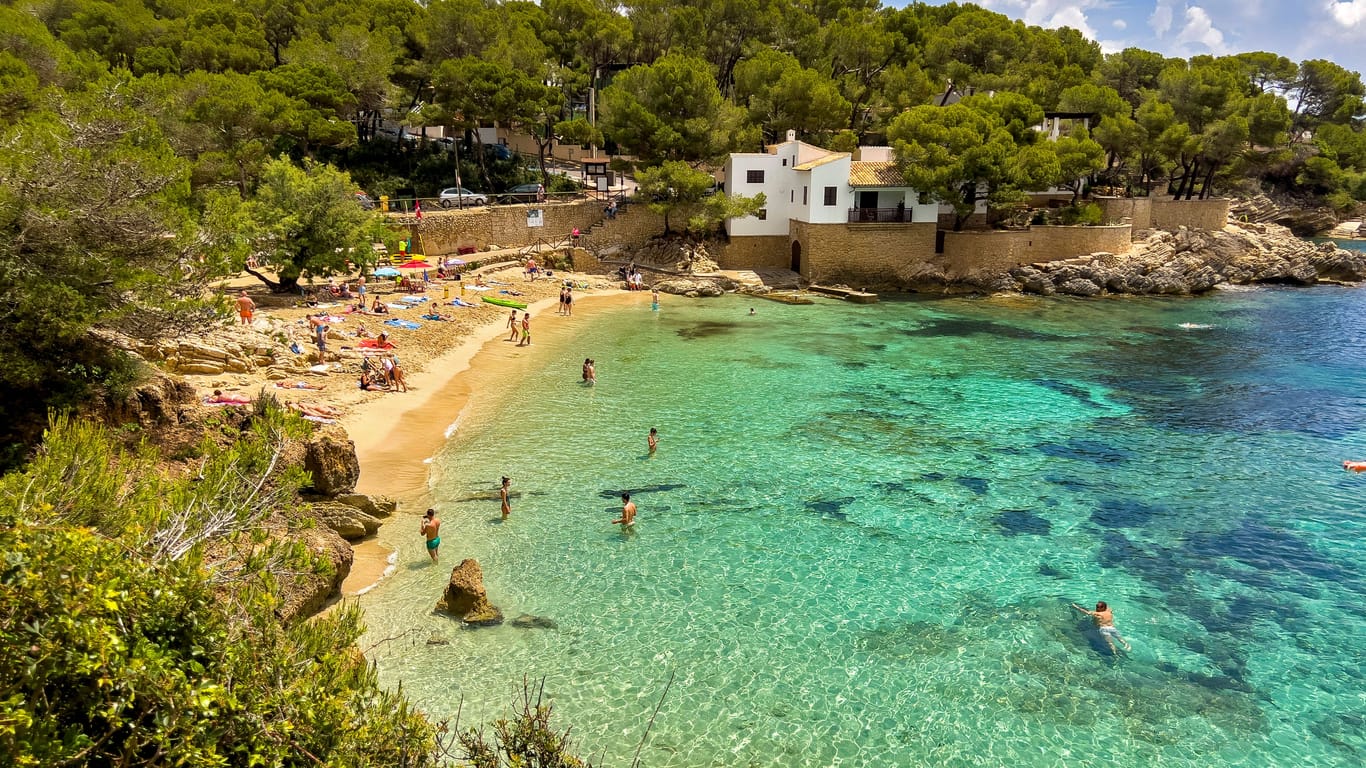 Cala Gat auf Mallorca: Die Lieblingsinsel der Deutschen ist im Herbst um 40 Prozent teurer als noch 2019.