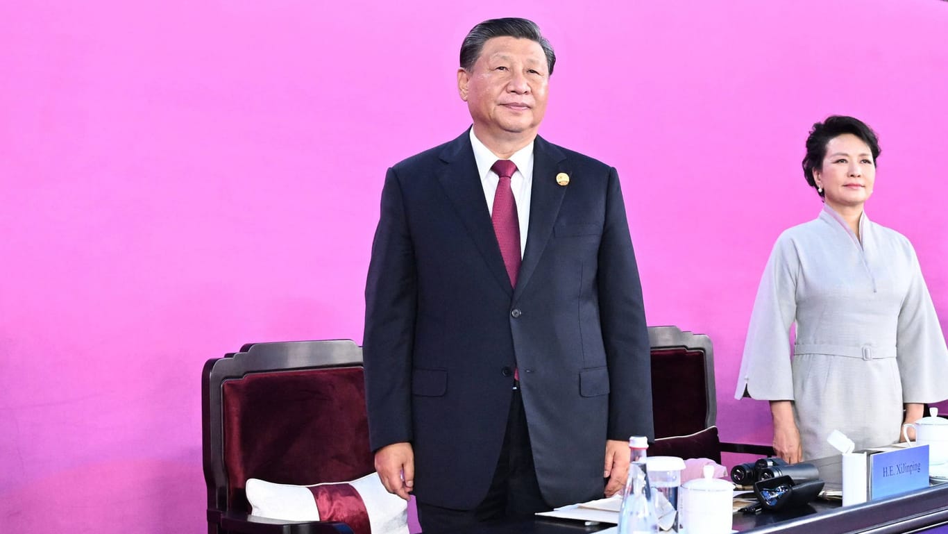 Xi Jinping bei den 19. Asian Games in in Hangzhou: Der chinesische Präsident reagiert sehr zurückhaltend auf den Angriff der Hamas auf Israel.