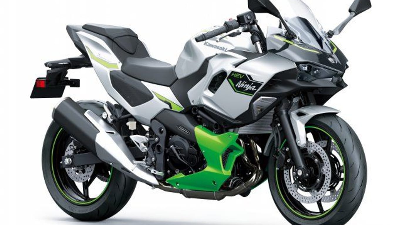 Motorrad meets Verbrenner und E-Motor: Die Kawasaki 7 Hybrid ist das erste Serien-Hybrid-Bike der Welt.