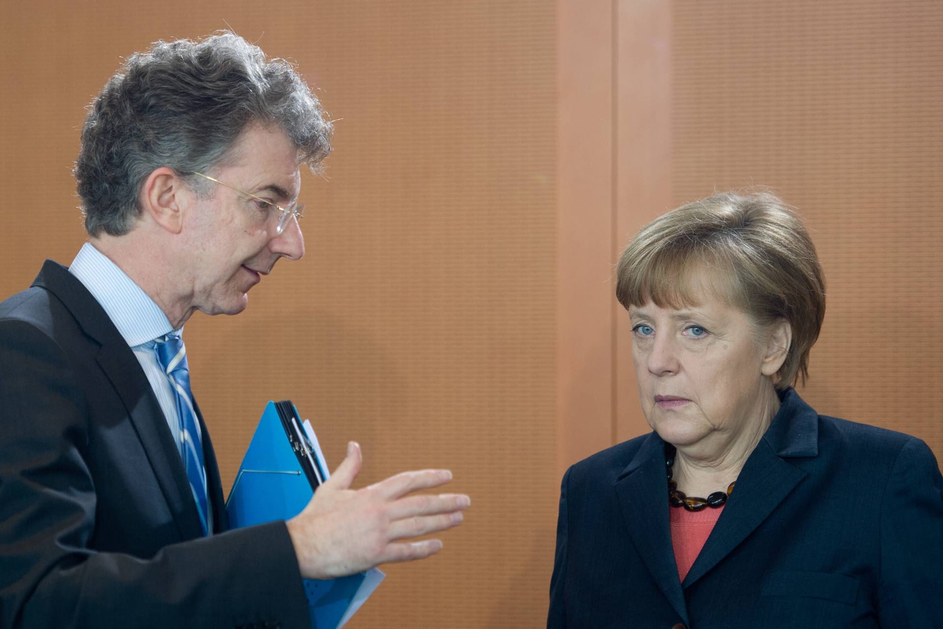 Christoph Heusgen arbeitete als außenpolitischer Berater der ehemaligen Bundeskanzlerin Angela Merkel (Archivbild).