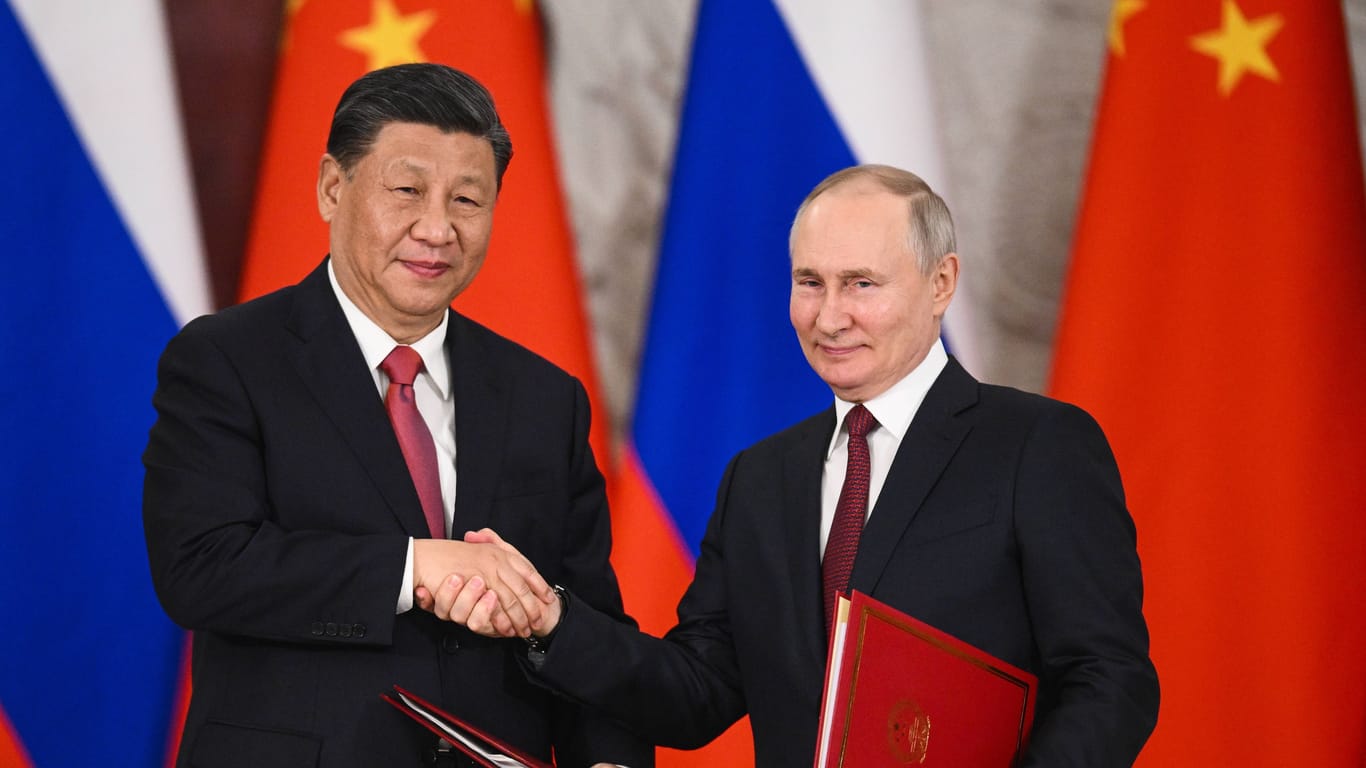 Xi Jinping und Wladimir: China und Russland bilden einen autoritären Block.