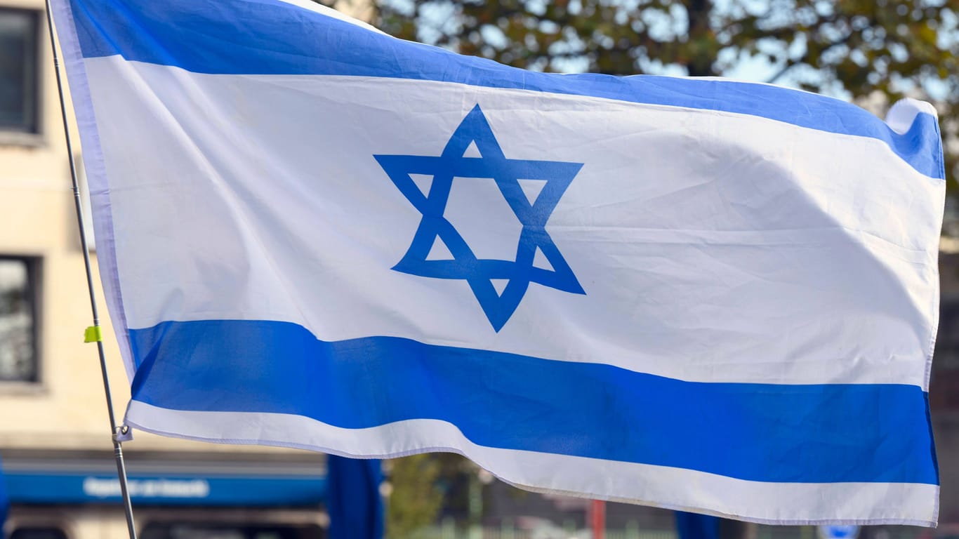 Davidstern auf einer Israel-Fahne