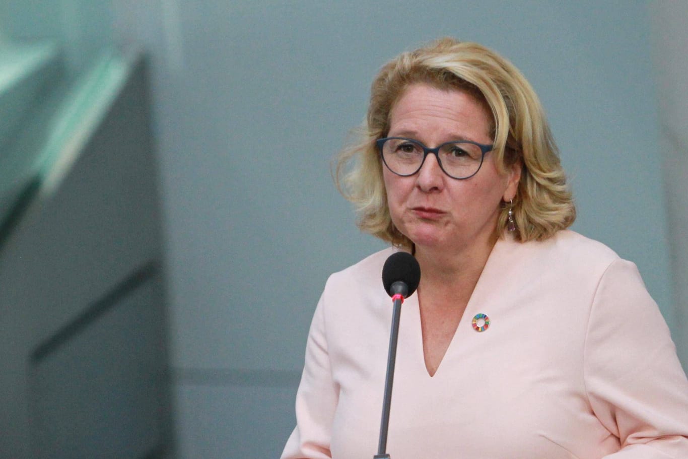 Svenja Schulz (Archivbild): Die Entwicklungsministerin spricht sich gegen Sachleistungen fΓΌr Asylbewerber aus. Svenja Schulz (Archivbild): Die Entwicklungsministerin spricht sich gegen Sachleistungen fΓΌr Asylbewerber aus.