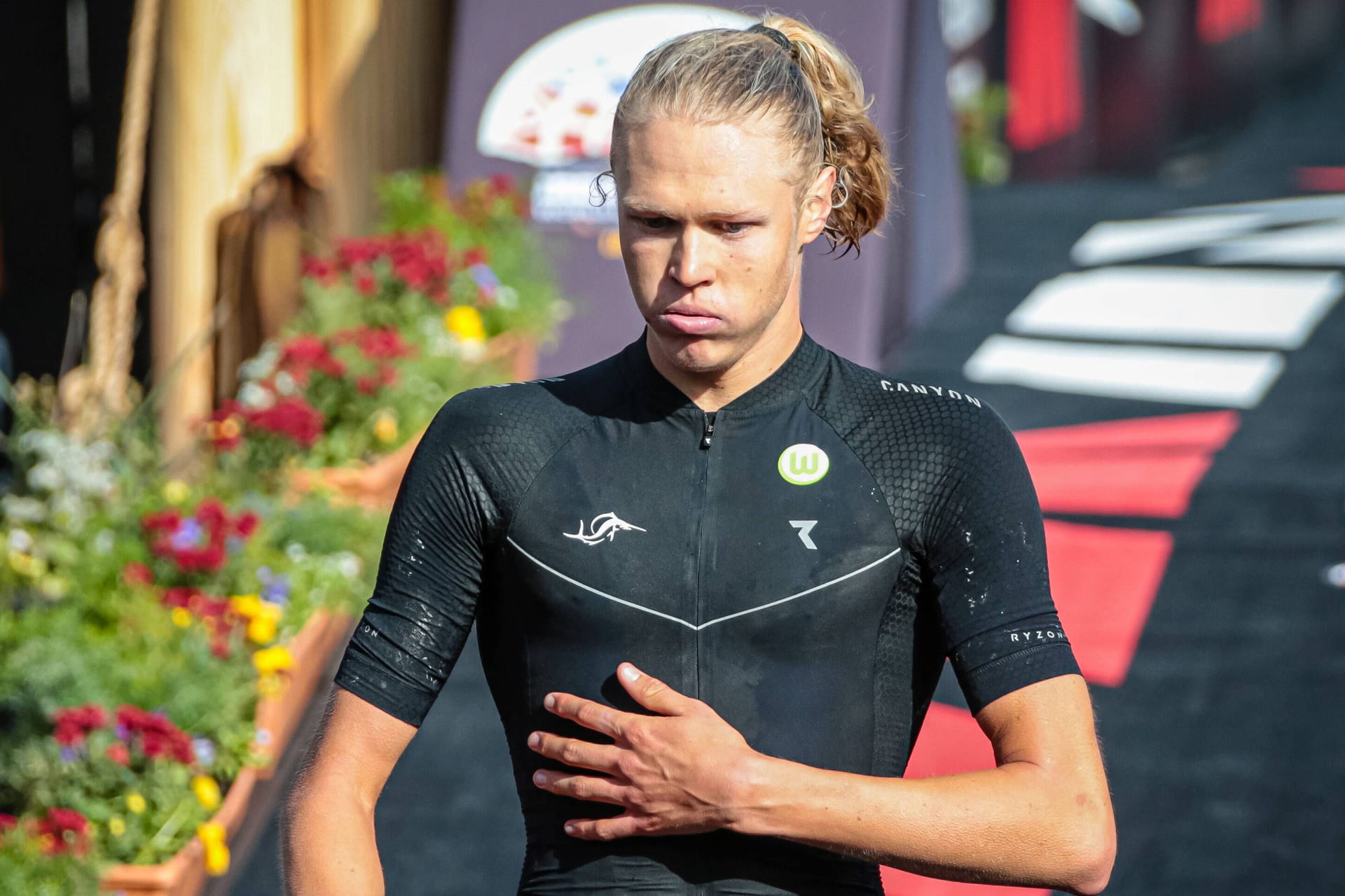 Mika Noodt: Er stürzte vor der Ziellinie bei einem Wettbewerb in Frankreich.
