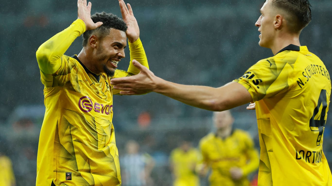 BVB-Neuzugang Felix Nmecha bejubelt seinen Treffer im Hinspiel gegen Newcastle (Quelle: IMAGO/Richard Sellers/imago)
