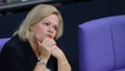 Bundesinnenministerin Nancy Faeser (SPD) auf der Regierungsbank des Bundestags (Archivfoto): Vor der Hessen-Wahl bleibt ihr kaum noch Hoffnung auf einen Wahlerfolg.