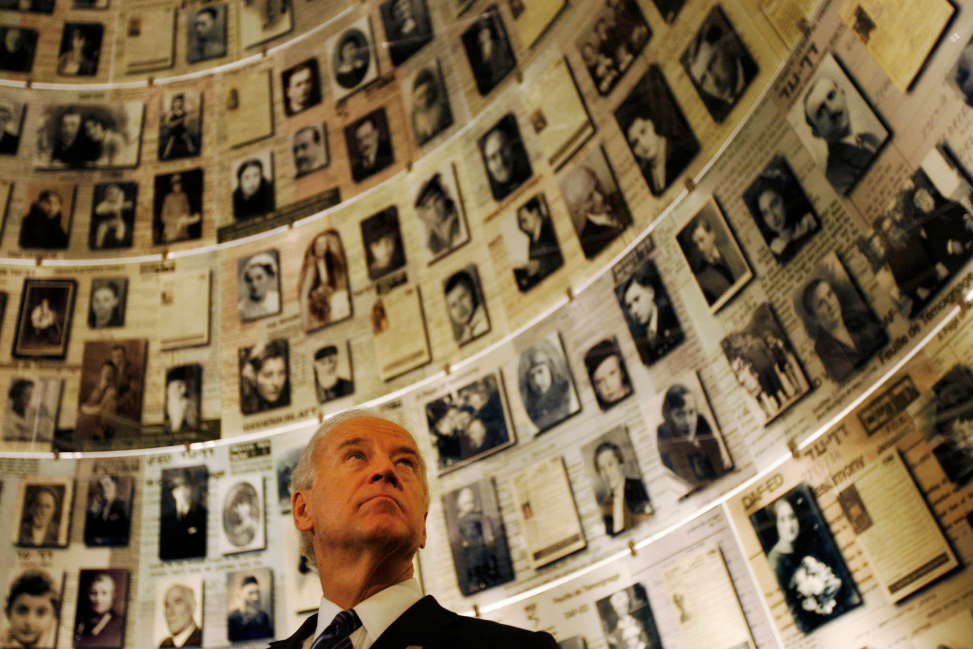 Joe Biden, damals US-Vizepräsident, bei einem Besuch der Holocaust-Gedenkstätte Yad Vashem in Jerusalem im März 2010: Der heutige Präsident reist nach Israel, um die Situation zu deeskalieren.