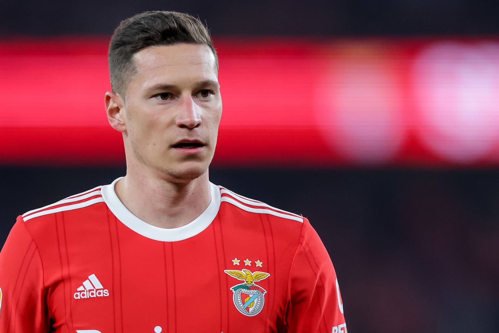 Julian Draxler: Der Ex-DFB-Star verdient in Katar seine Brötchen.