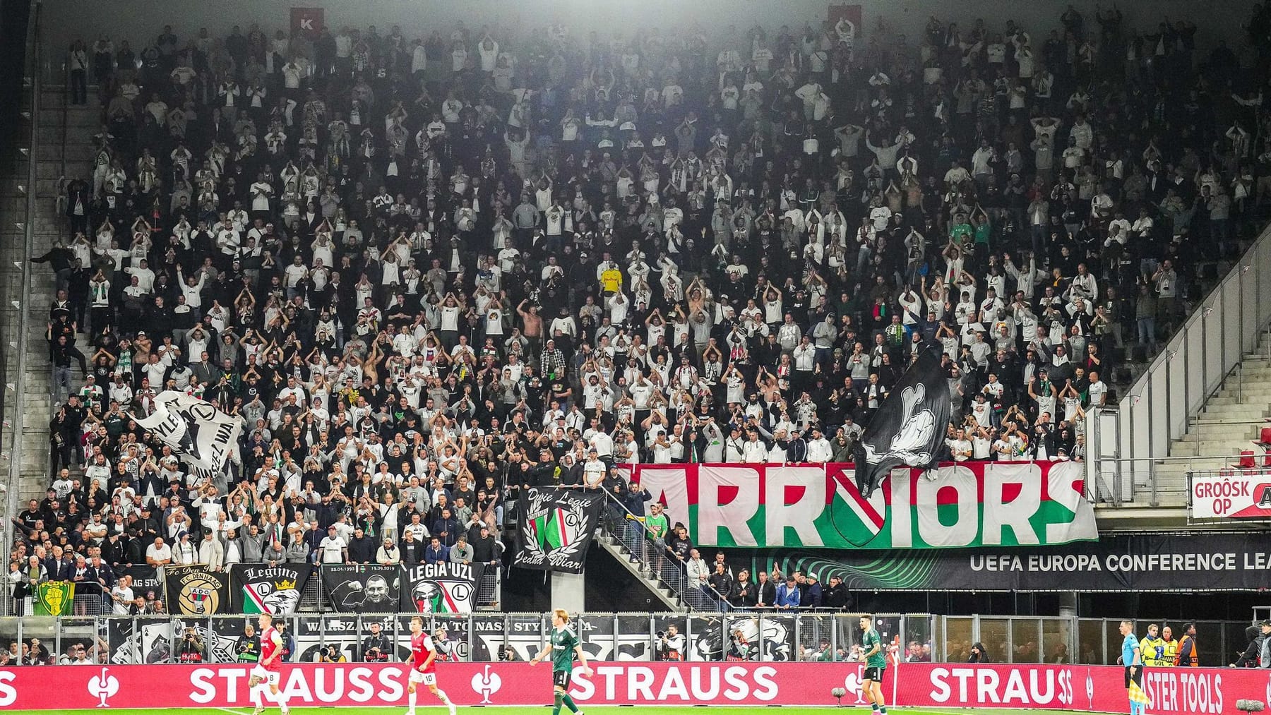 Conference League LegiaProfis nach Polizeigewahrsam wieder zurück in