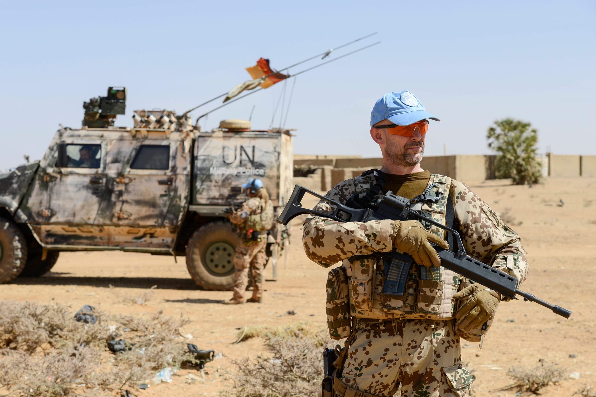 Bundeswehrsoldat auf UN-Mission (Symbolbild): Die deutschen Blauhelmsoldaten sind im Libanon unter Beschuss geraten.