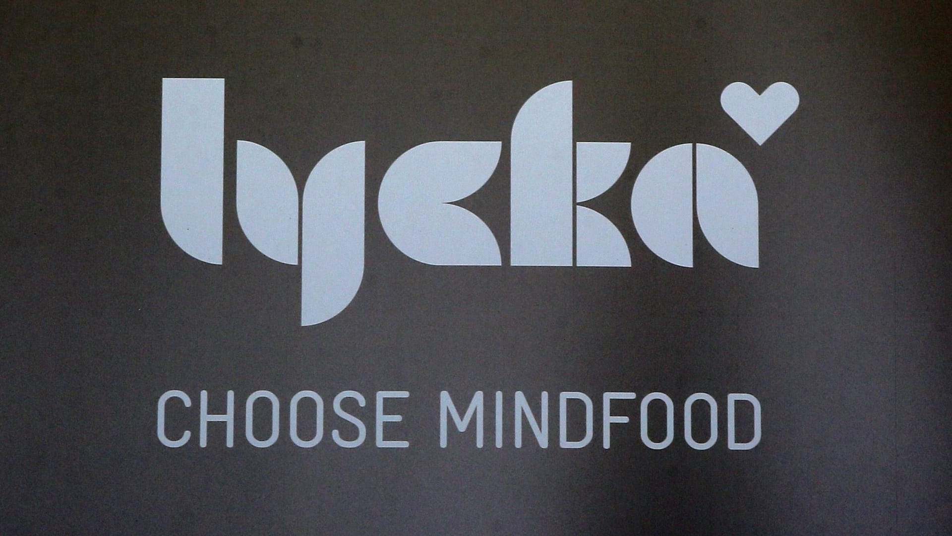 Lycka: Die Lebensmittel gehören zum Unternehmen Purefood. Lycka: Die Lebensmittel gehören zum Unternehmen Purefood.