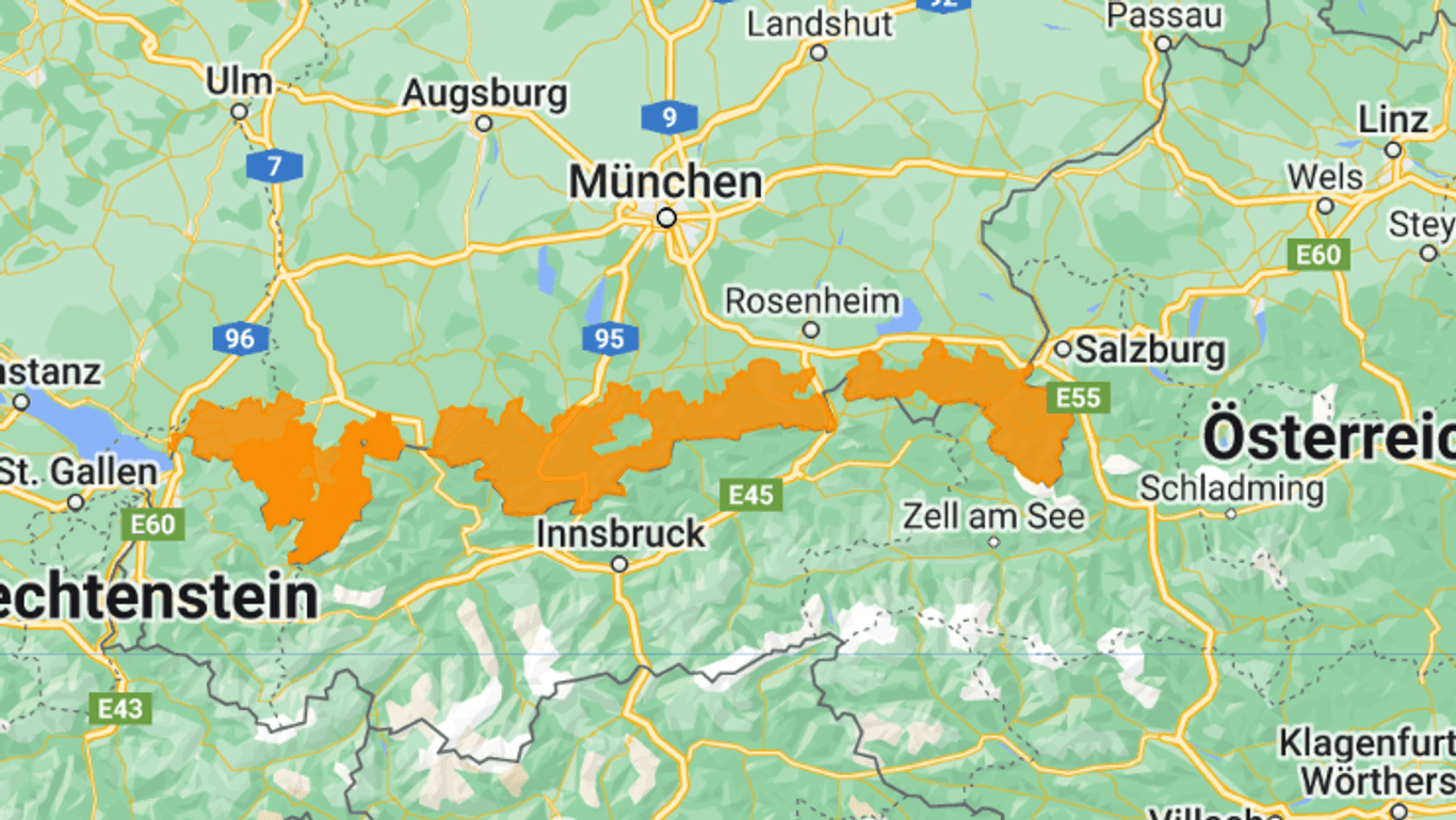 Im orange-markierten Gebiet erwartet der Deutsche Wetterdienst teils kräftige Sturmböen.