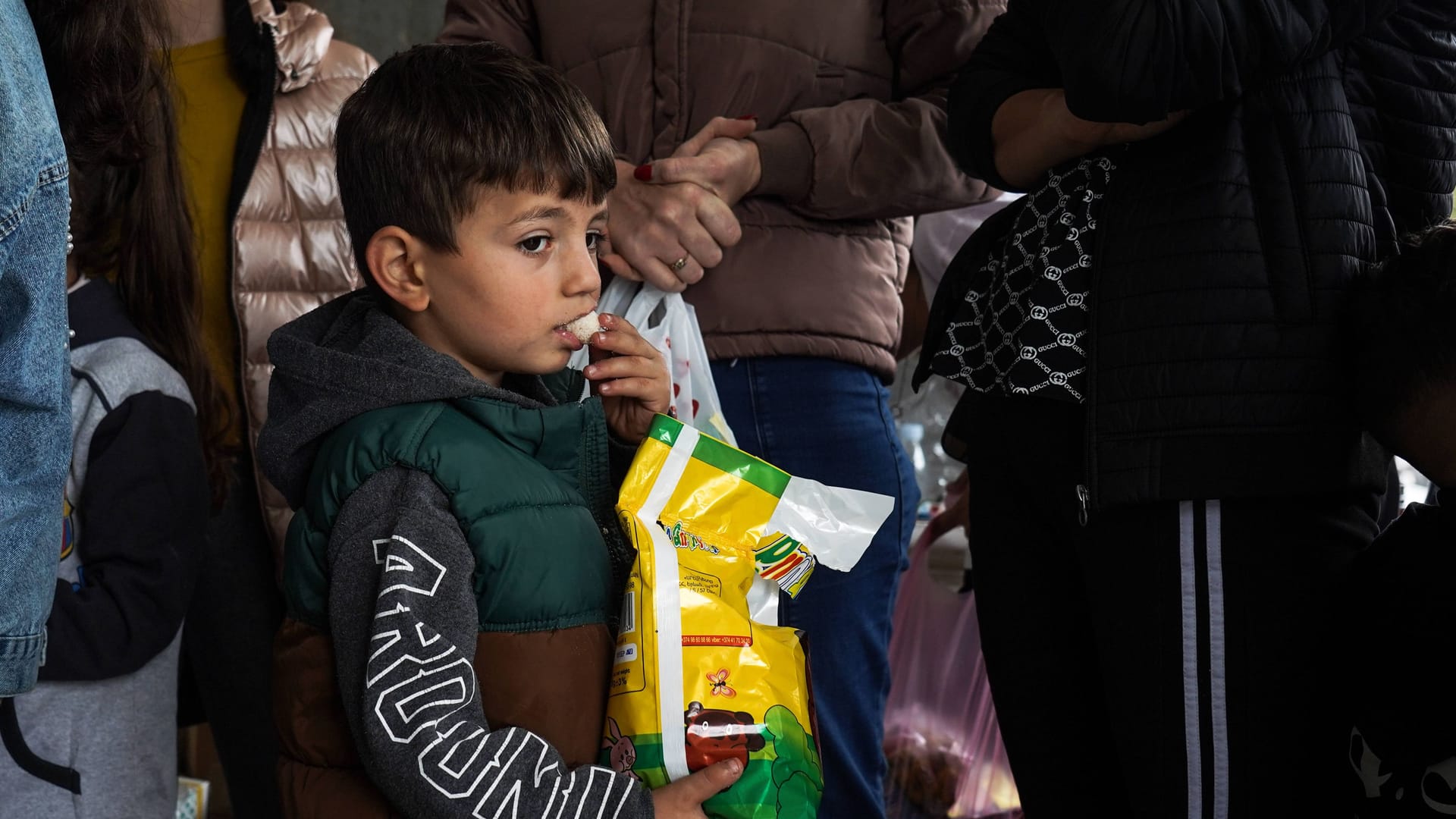 Ein geflüchtetes Kind aus Bergkarabach: Nach dem aserbaidschanischen Angriff auf die Region spricht die EU von "ethnischer Säuberung".