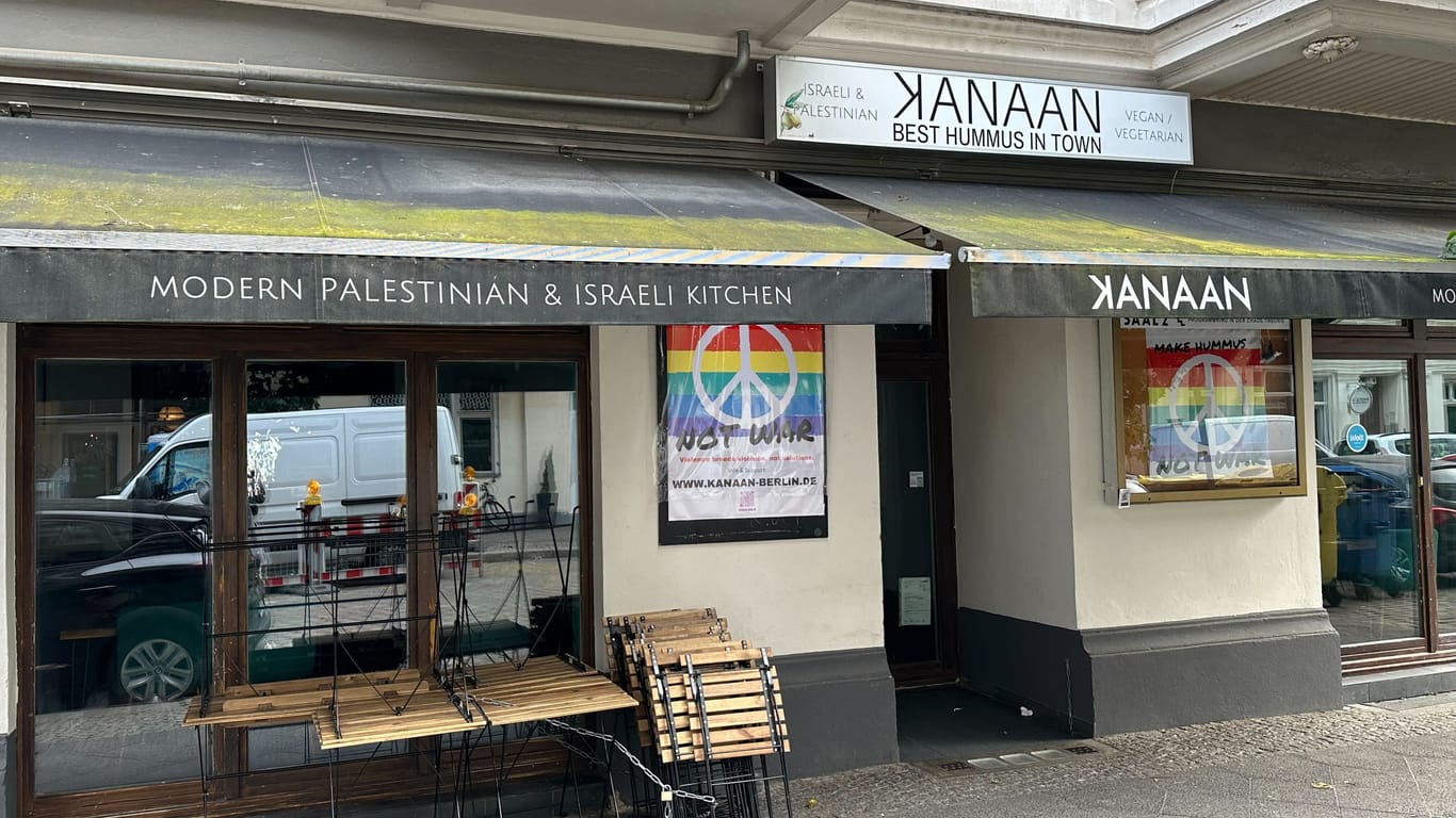 Berlin: Das Restaurant Kanaan wird von Oz Ben David, einem israelischen Entrepeneur aus dem Marketingbereich, und Jalil Debit, einem Palestiner mit arabischen Wurzeln, geführt.