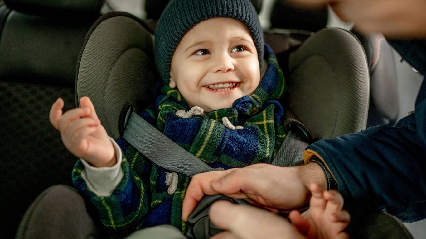 Kindersitz: Nur korrekt im Auto angebracht, kann er den Nachwuchs schützen.