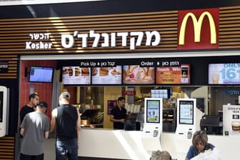 Eine McDonalds-Filiale in Israel (Archivbild): Verschiedene Franchisenehmer betreiben weltweit die Restaurants.