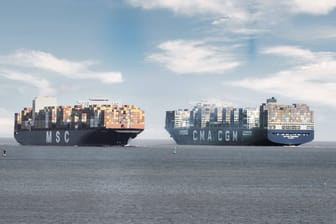 Containerschiffe in der Nordsee (Symbolbild): Der Unfall der beiden Frachter ereignete sich rund 22 Kilometer südwestlich der Insel Helgoland.
