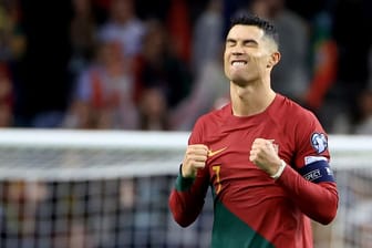 Cristiano Ronaldo jubelt: Er machte mit Portugal die EM-Qualifikation klar.