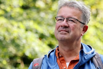 Manuel Andrack: Über das Gehalt von Jan Böhmermann kann er nur lachen.