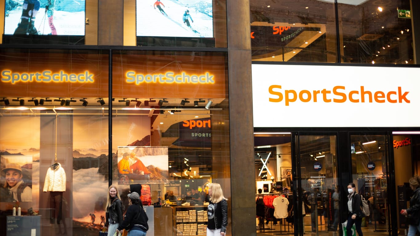 Der SportScheck in der Münchner Innenstadt (Archivbild): Was wird aus der Filiale sowie den Geschäften in anderen deutschen Städten?