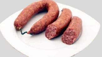 So sieht die Wurst aus, die als offene Ware verkauft wurde.