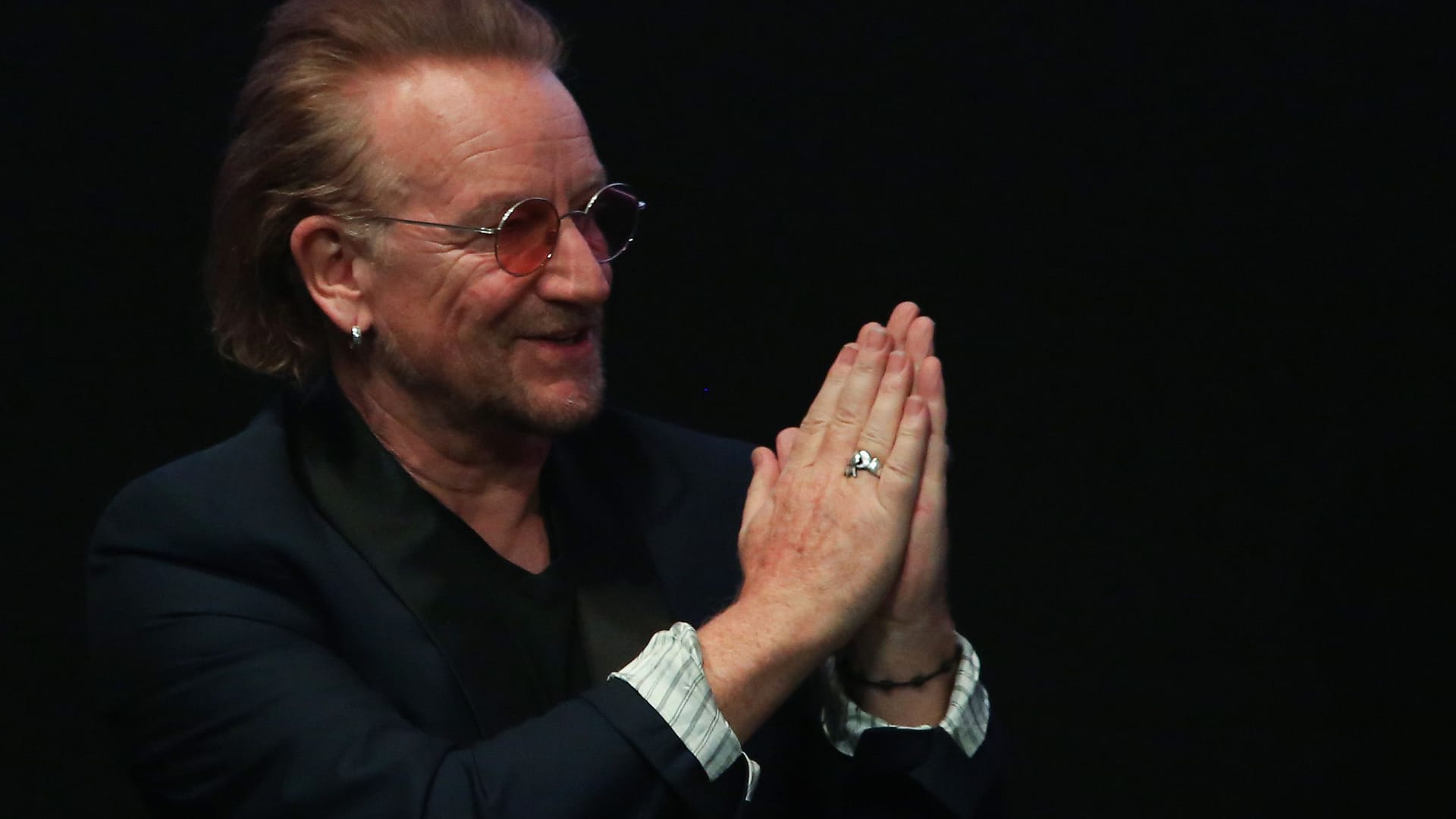 Bono vom U2: Am Montag hat er während eines Konzerts für einen besonderen Moment gesorgt.