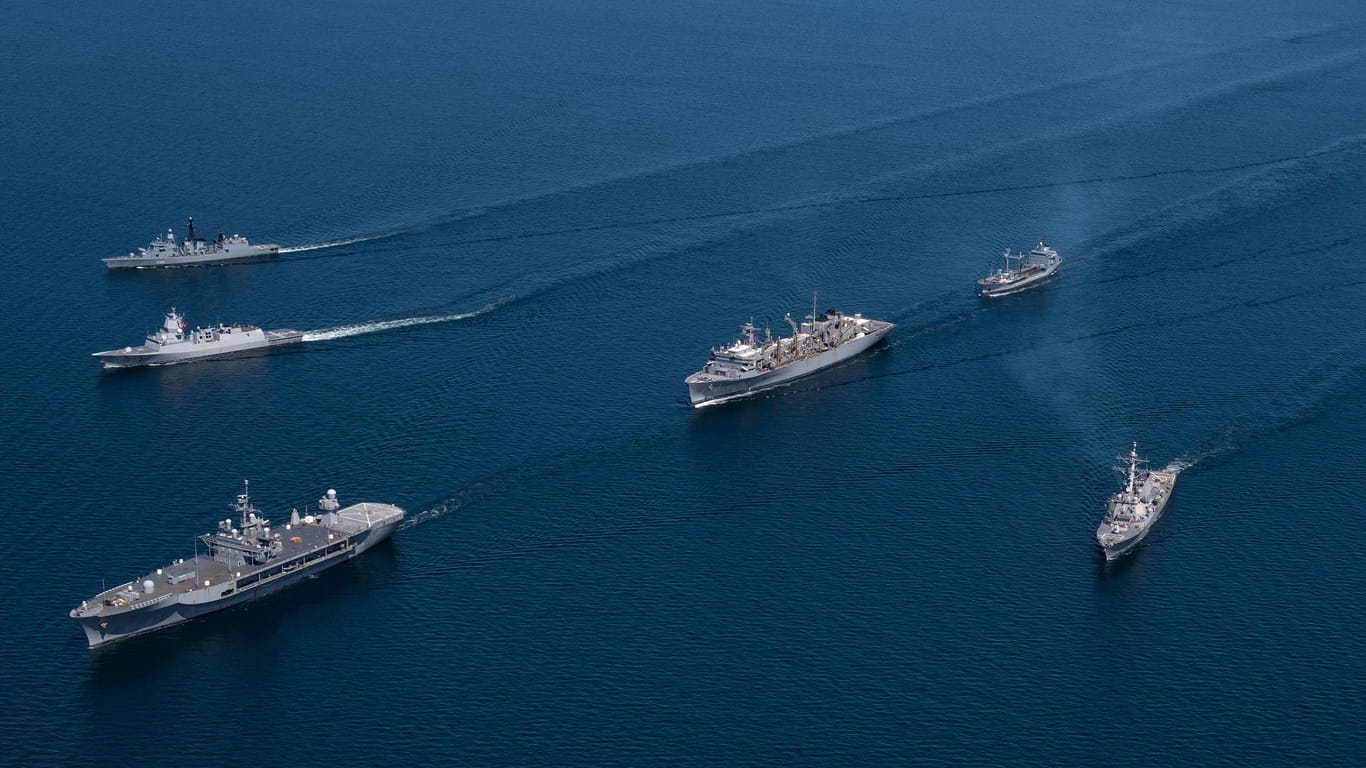 Nato Schiffe bei einer gemeinsamen Übung in der Ostsee (Archivbild): In der Ostsee sollen neben Schiffen auch Aufklärungsflugzeuge und Drohnen zum Einsatz kommen.