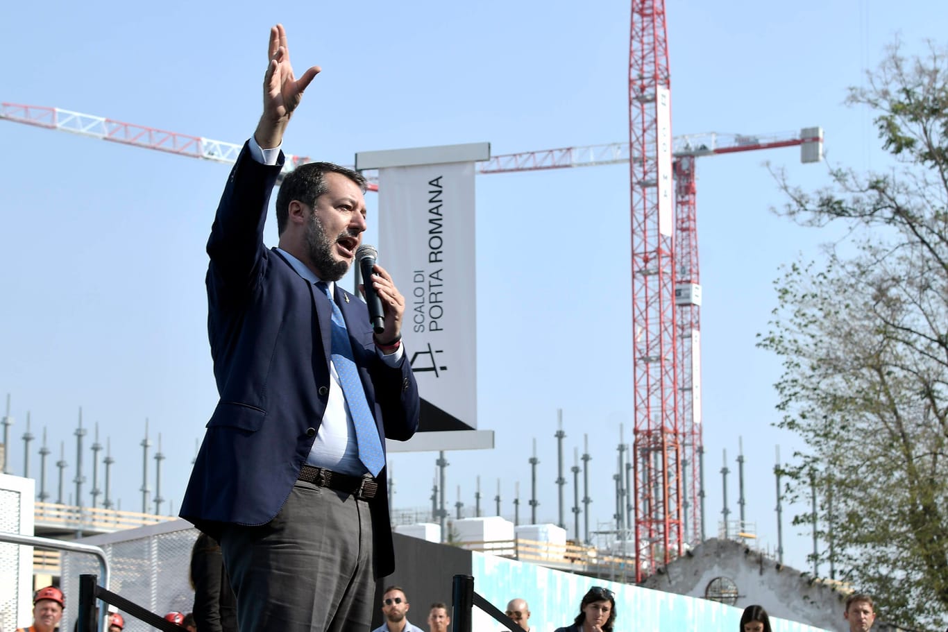 Italienischer Infrastrukturminister Matteo Salvini bei einer Ausstellung: Italiens Regierung erwägt die Rückkehr zur Atomkraft.