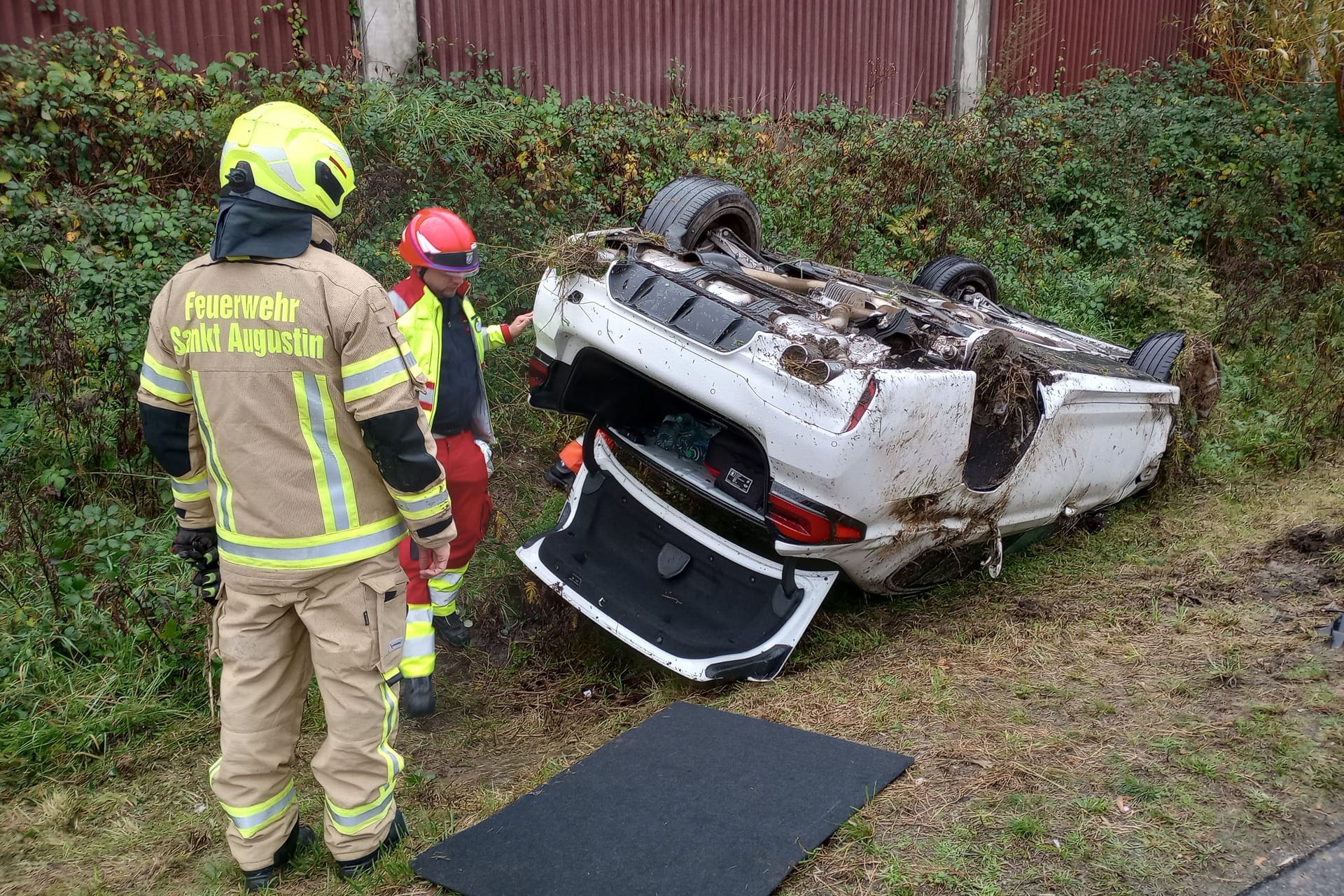 Die Unfallstelle: Hier hat sich gegen 13.45 Uhr am Mittwoch ein Pkw überschlagen.