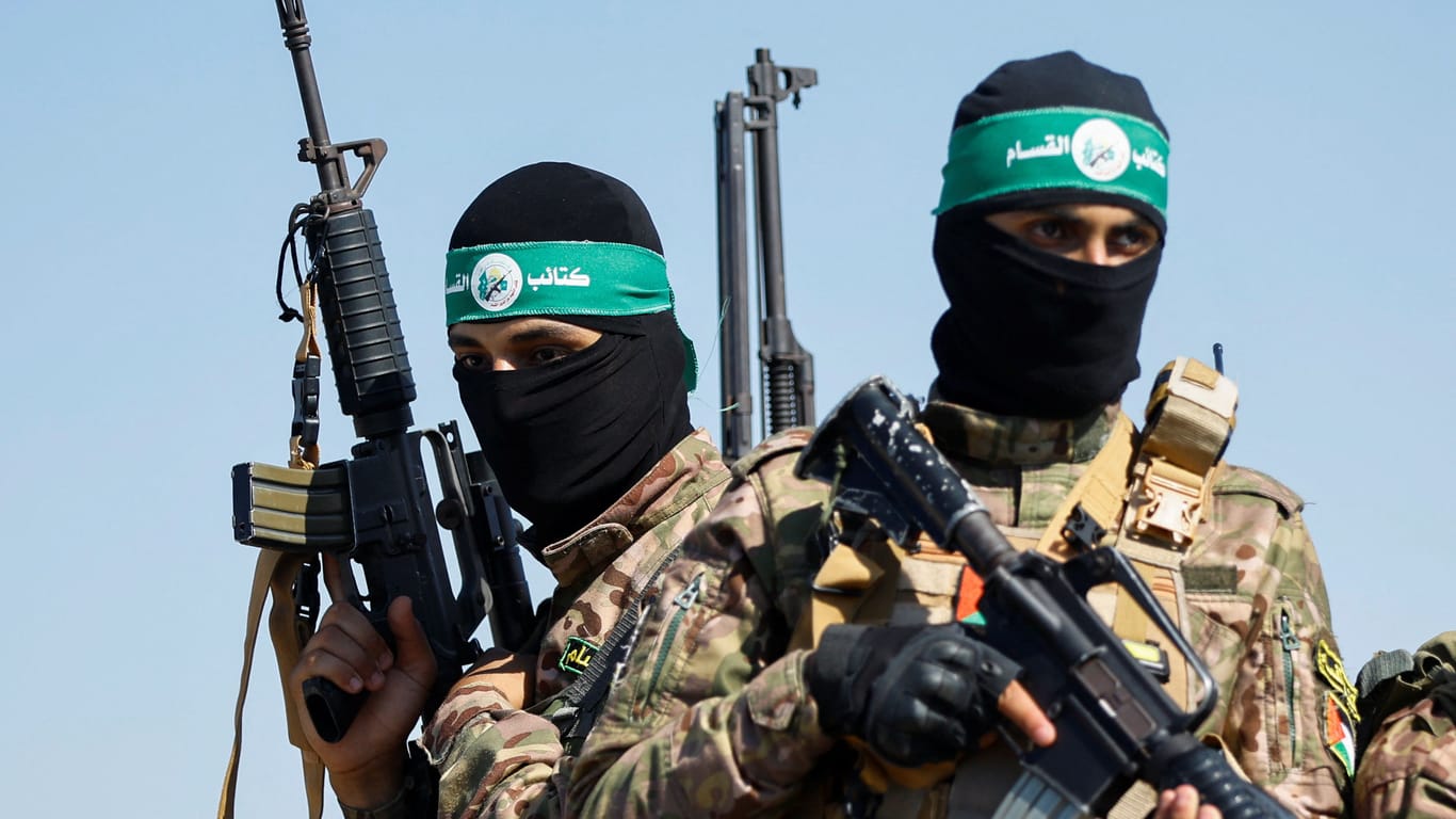 Terroristen der Hamas (Archivbild): "Mit Terroristen verhandelt man nicht."