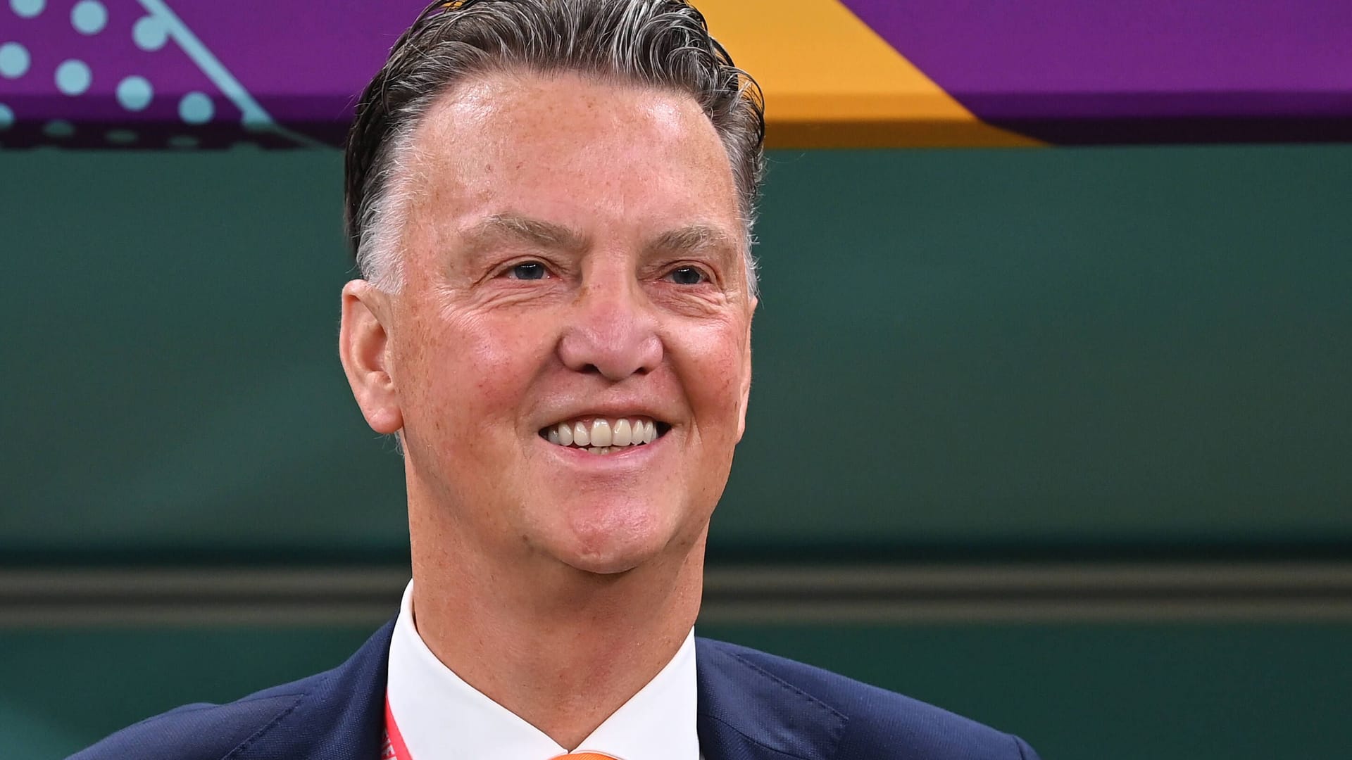 Louis van Gaal: Er will dabei helfen, einen seiner Ex-Klubs aus der Krise zu führen. Louis van Gaal: Er will dabei helfen, einen seiner Ex-Klubs aus der Krise zu führen.