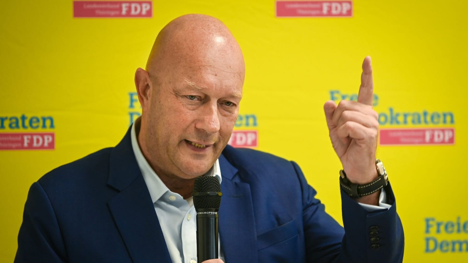 Fdp Zoff Kemmerich Rechnet Gnadenlos Mit Ex Partei Ab - wcrydo4