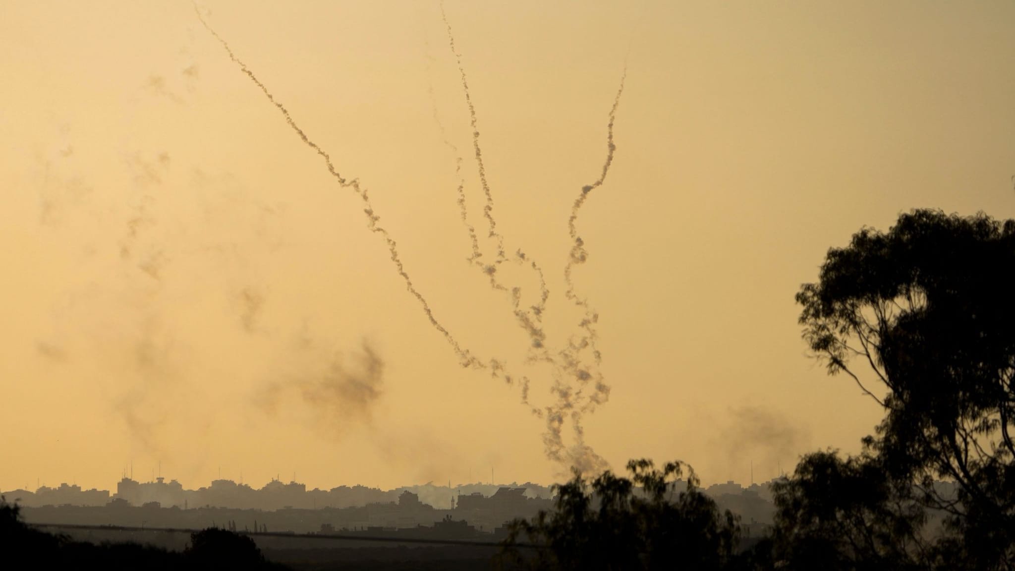 Krieg in Nahost | Zwei Hamas-Geiseln frei - 