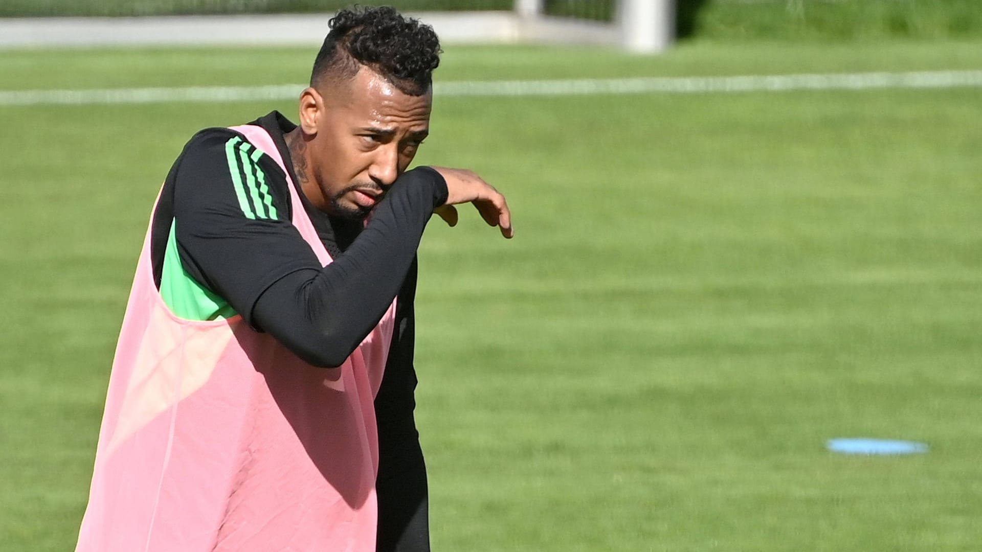 Jérôme Boateng: Der Innenverteidiger trainiert seit Sonntag mit beim FC Bayern.