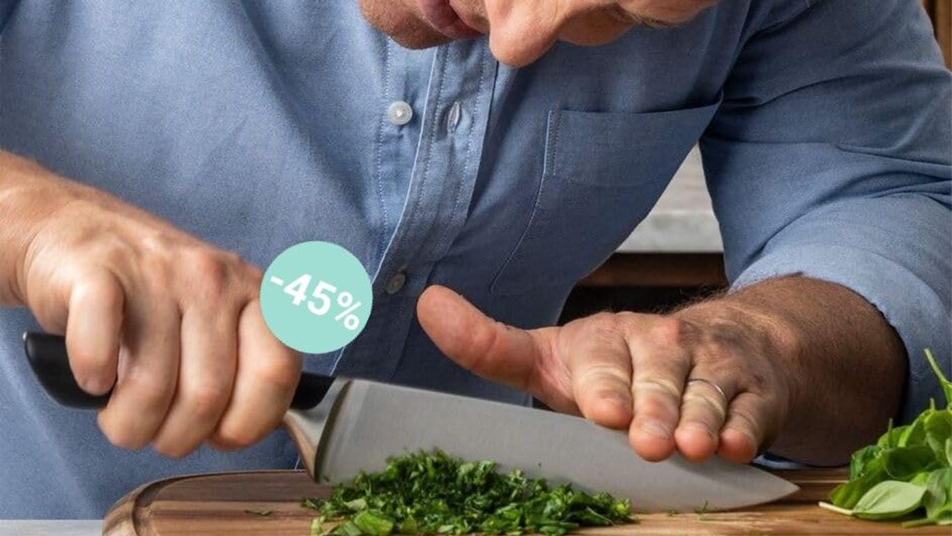 Bei Amazon sichern Sie sich ein vierteiliges Messerset von Jamie Oliver by Tefal zum Spitzenpreis.