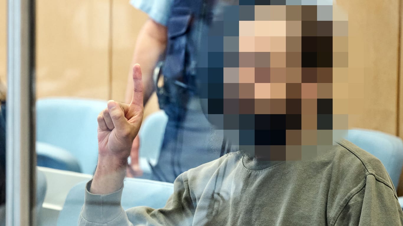 Angeklagter Tarik S. im Oberlandesgericht Düsseldorf: Der 29-jährige vorbestrafte Islamist soll einen Anschlag auf eine pro-israelische Demonstration geplant haben.