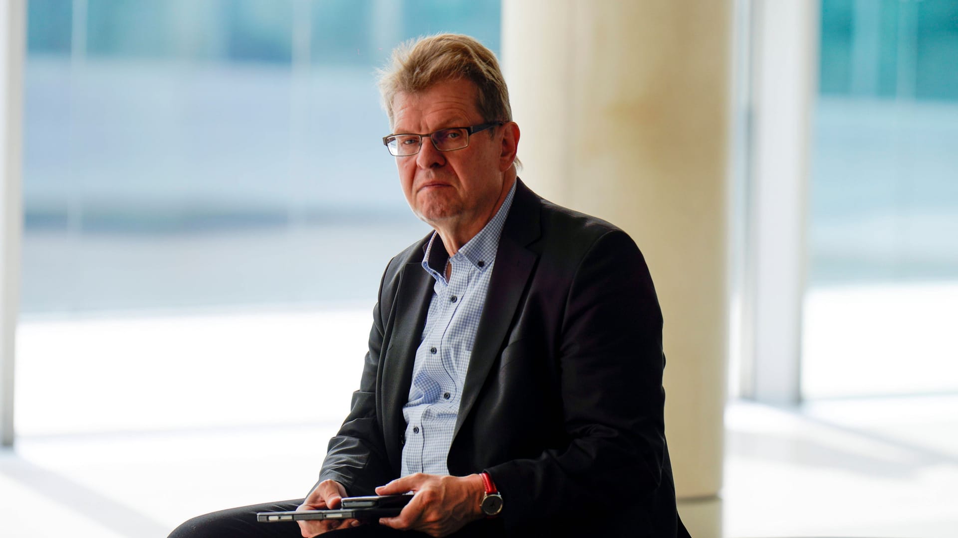 SPD-Politiker Ralf Stegner im Bundestag (Archivfoto): Die Übergriffe auf seinen Sohn beschäftigen ihn.