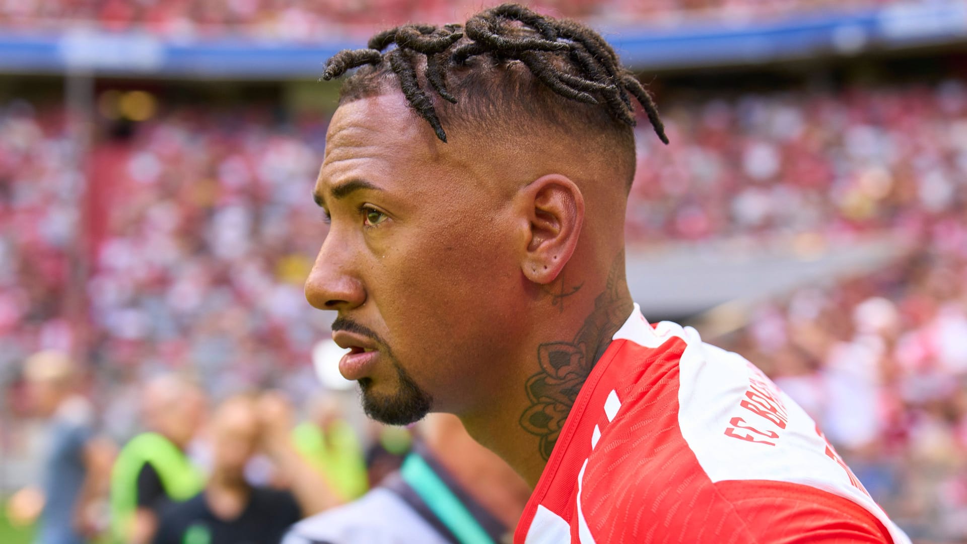 Jérôme Boateng, hier im Bayern-Trikot am Rande eines Legendenspiels: Schwierige letzte Jahre.