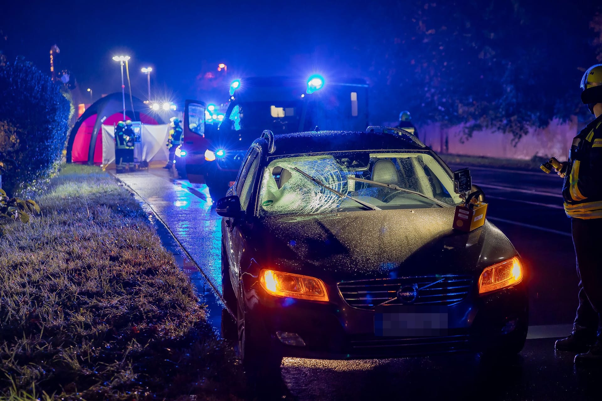 Tödlicher Unfall auf der B3 bei Egelsbach: Die Straße war für mehrere Stunden gesperrt.