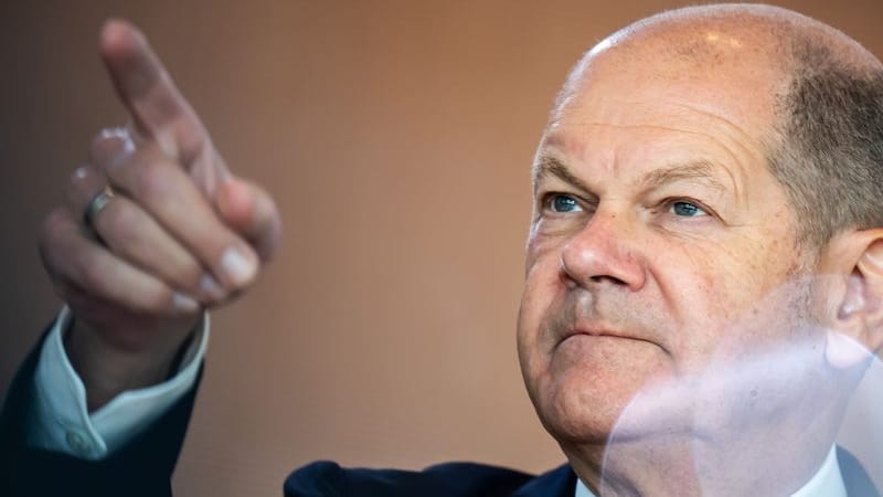 Bundeskanzler Olaf Scholz: Er lädt zu einem Spitzengespräch über den "Deutschlandpakt".